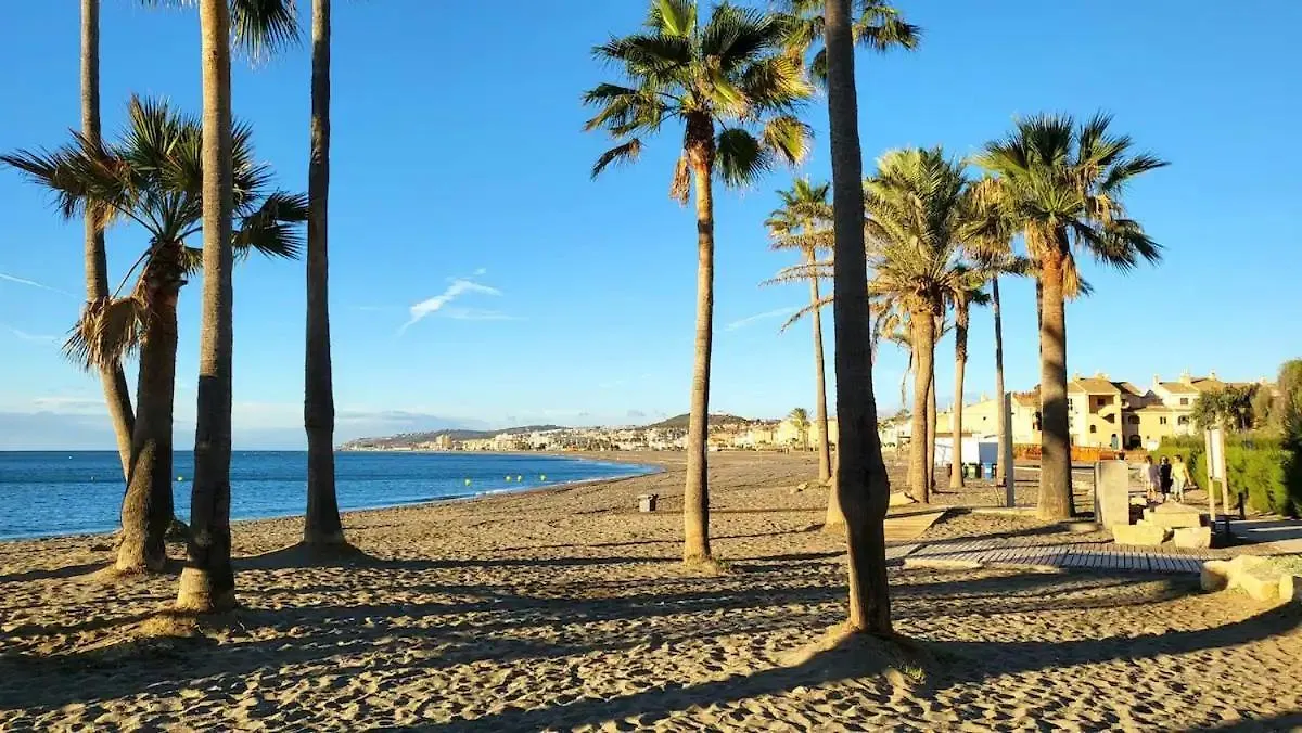 Ferienwohnung A1 Playa, Terraza, Nespresso, Smart Tv, Piscina Abierta Casares 0*,