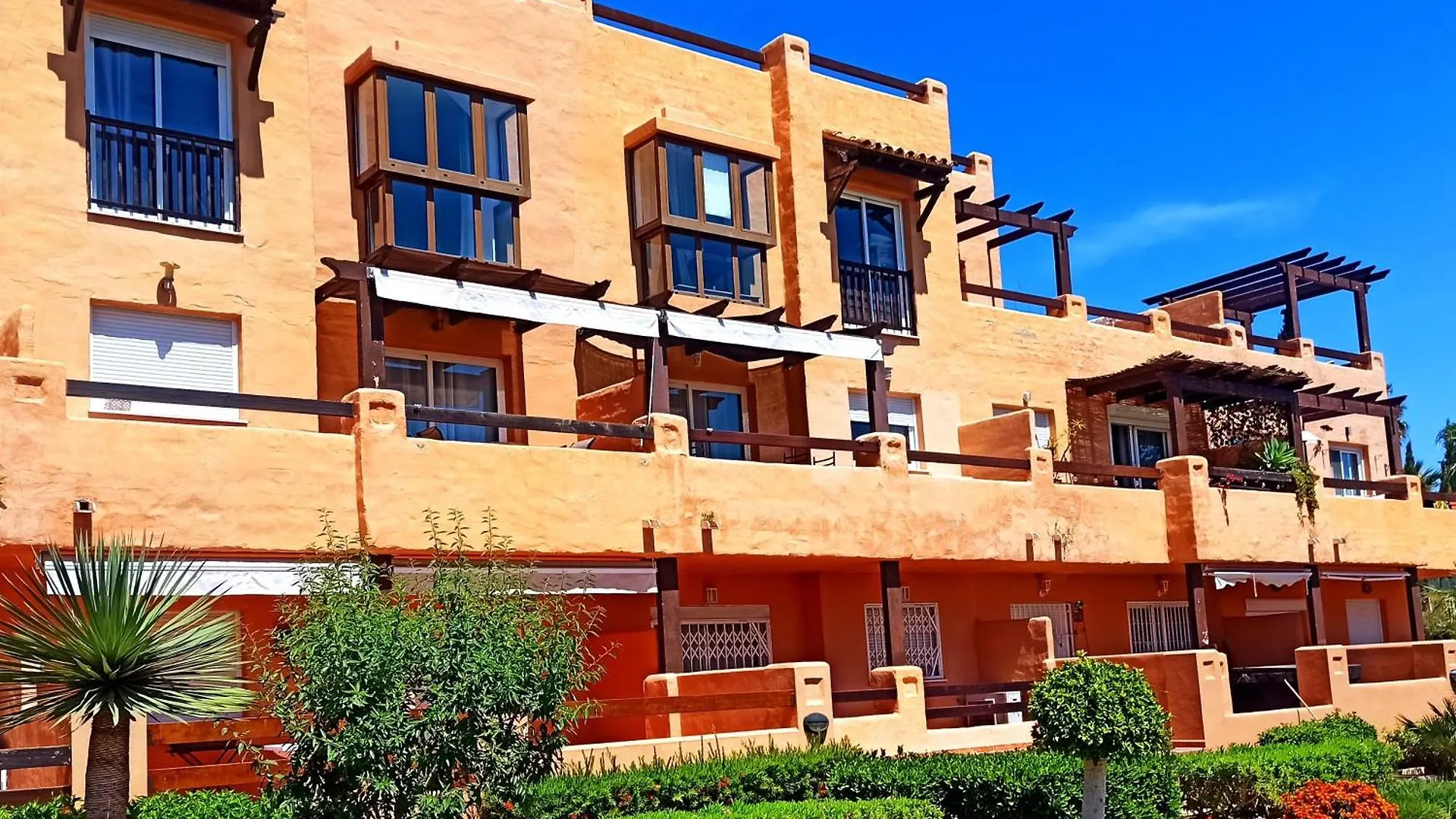 Apartment Ferienwohnung A1 Playa, Terraza, Nespresso, Smart Tv, Piscina Abierta Casares